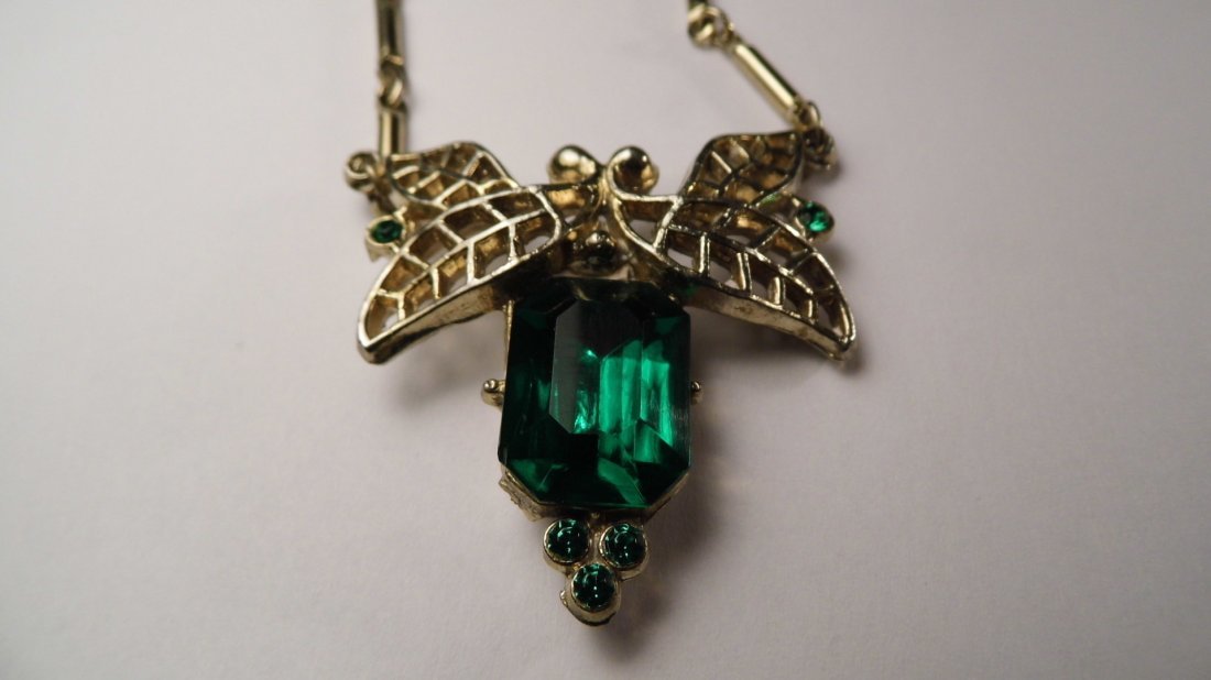 1940's Art Deco Cut Emerald Glass Necklace (1 of 5)