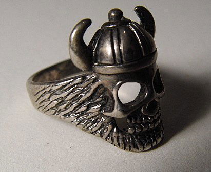 Vintage Bearded Viking Horned Helmet Skull Ring (1 of 4)
