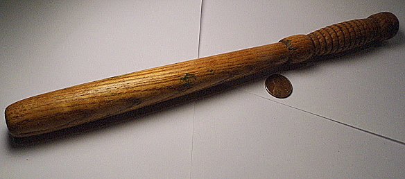 Vintage Oak Billy Club Baton Truncheon (1 of 3)