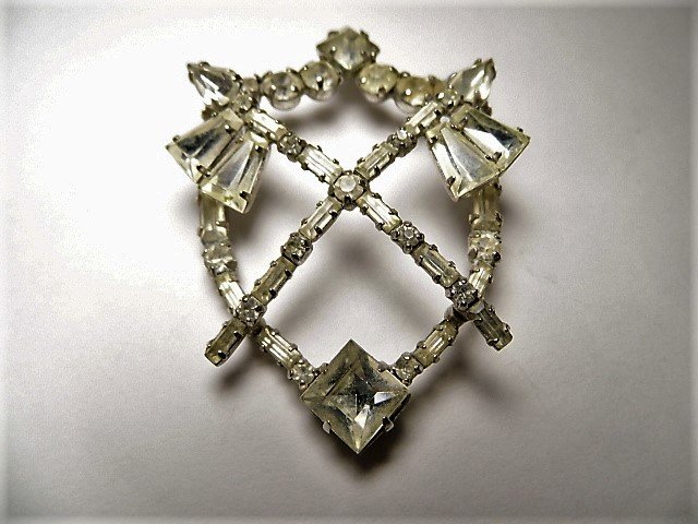 Vintage White Rhinestone Shield Hatchets Brooch: 1950's vintage costume. Stones good. Fine vintage condition.