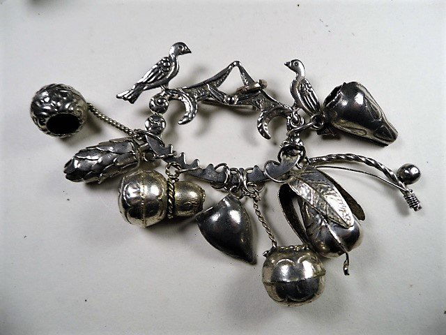 Vintage Whimsical Charms Silver Brooch Pendant Tropical (1 of 4)