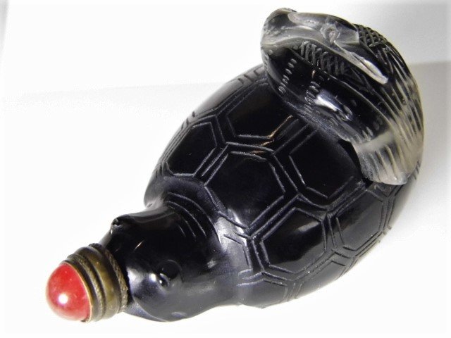 Asian Art Glass Netsuke Snuff Bottle Giant Tortoise (1 of 6)