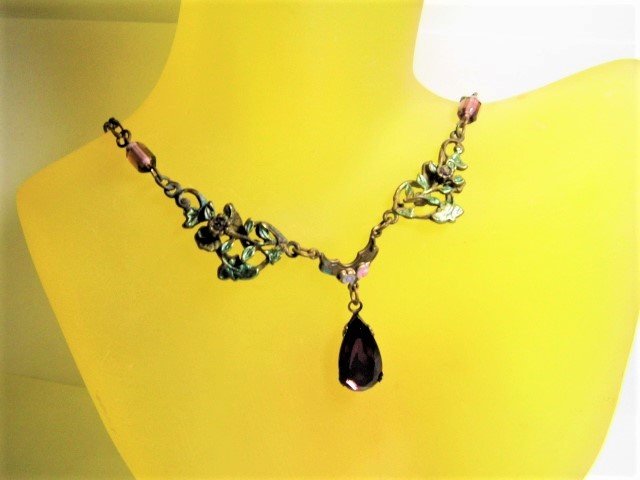 Vintage Bohemian Paste Necklace Pear Cut Amethyst: Really elegant festoon style floral necklace with pear shaped amethyst paste stone. Stone in very good condition.