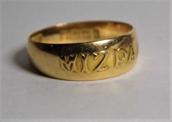 Antique British Hallmark 18 Karat Mizpah Ring 7 3/4 (1 of 7)