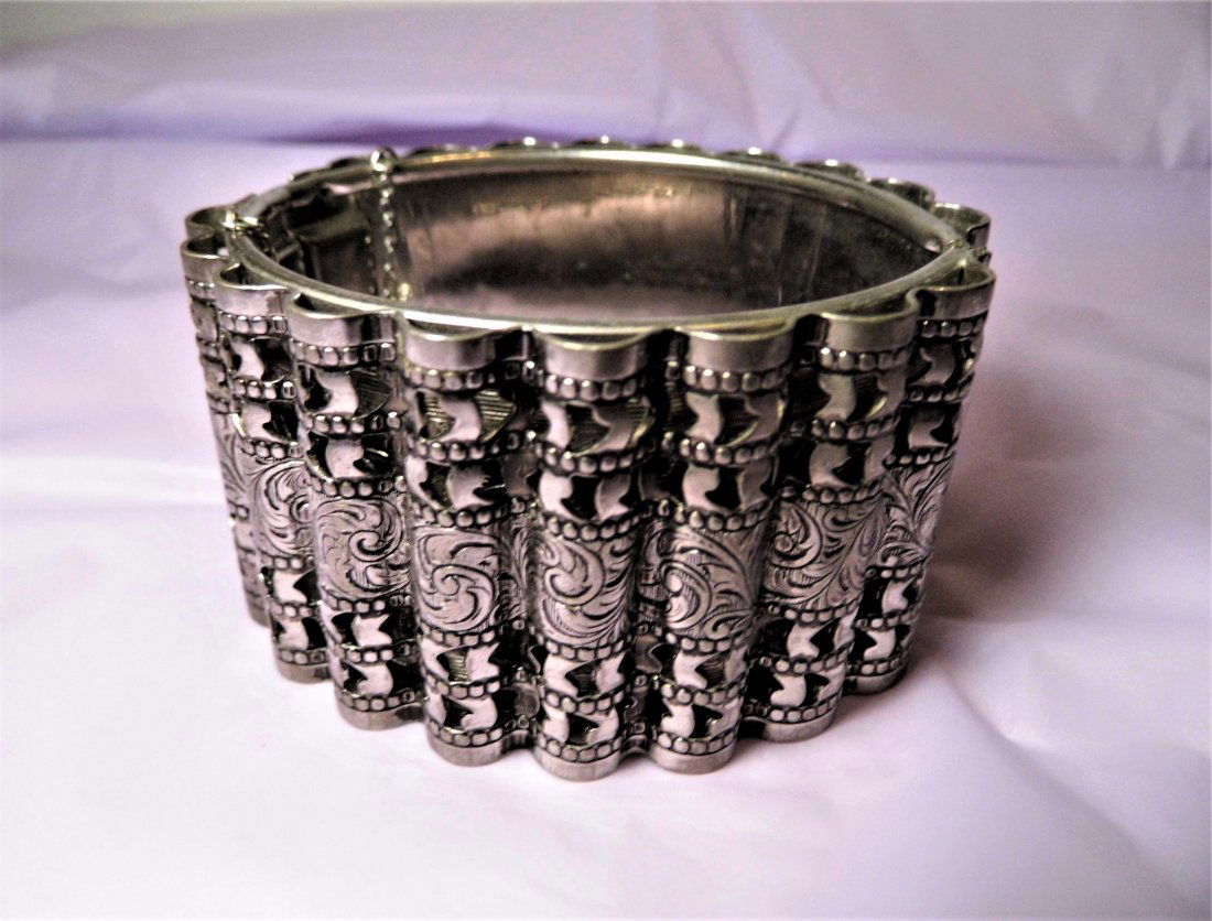 Vintage Wide Designer Cuff Bracelet Vargas (1 of 5)