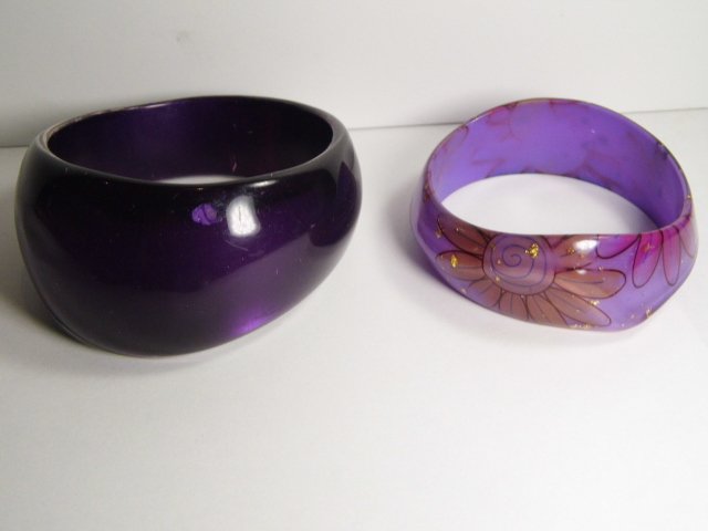 Big Burple Bangles Bair: Pair. The largest one has a weak spot, but doesn't show unless held up to light. Floral