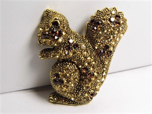 Really Cute Shy Squirrel Amber Rhinestone Brooch (1 of 5)