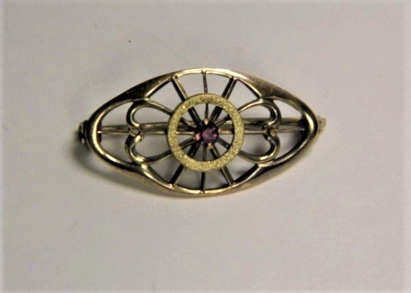 Cute Petit Victorian Antique Pin (1 of 3)