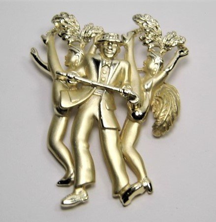 Large Vintage Brooch Dancers Soft Shoe High Kickers (1 of 4)
