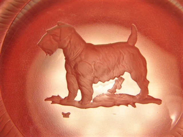 Vintage Frosted Intaglio Glass Bowl Scotty Dog Butterfl: Just below the dog's front feet is a butterfly. Very quaint. Fine condition.