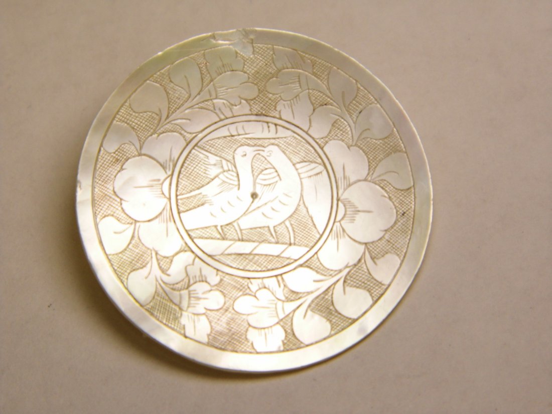 Ornately Engraved Mother of Pearl Medallion: Kissing birds. Lots and lots of work. Small chip on edge.