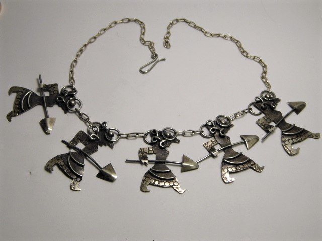 Cute Vintage Silver Necklace Warriors (1 of 4)