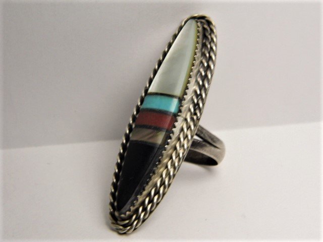 Large Vintage Zuni Inlaid Silver Ring size 7 (1 of 5)