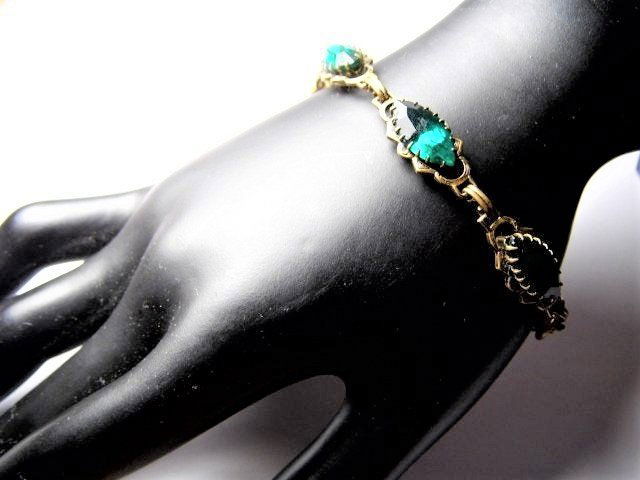 Vintage Prong Mount Emerald Paste Bracelet (1 of 6)