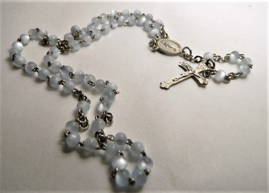 Vintage Moonstone Glass Beads Rosary Necklace 15 inch: About 3 1/2 inch drop. Sterling silver Holy Queen medallion and cross.