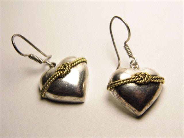 Interesting Pretty Bound Heart Earrings Sterling Silver (1 of 4)