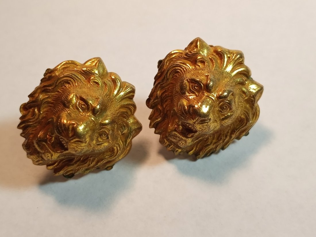 Iconic Miriam Haskell Lion Head Costume Earrings: Good clasp. Minor gilt loss.