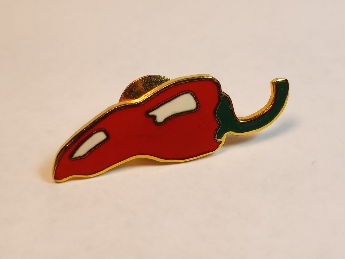 William Spear Designer Pin 1986 Red Pepper (1 of 2)