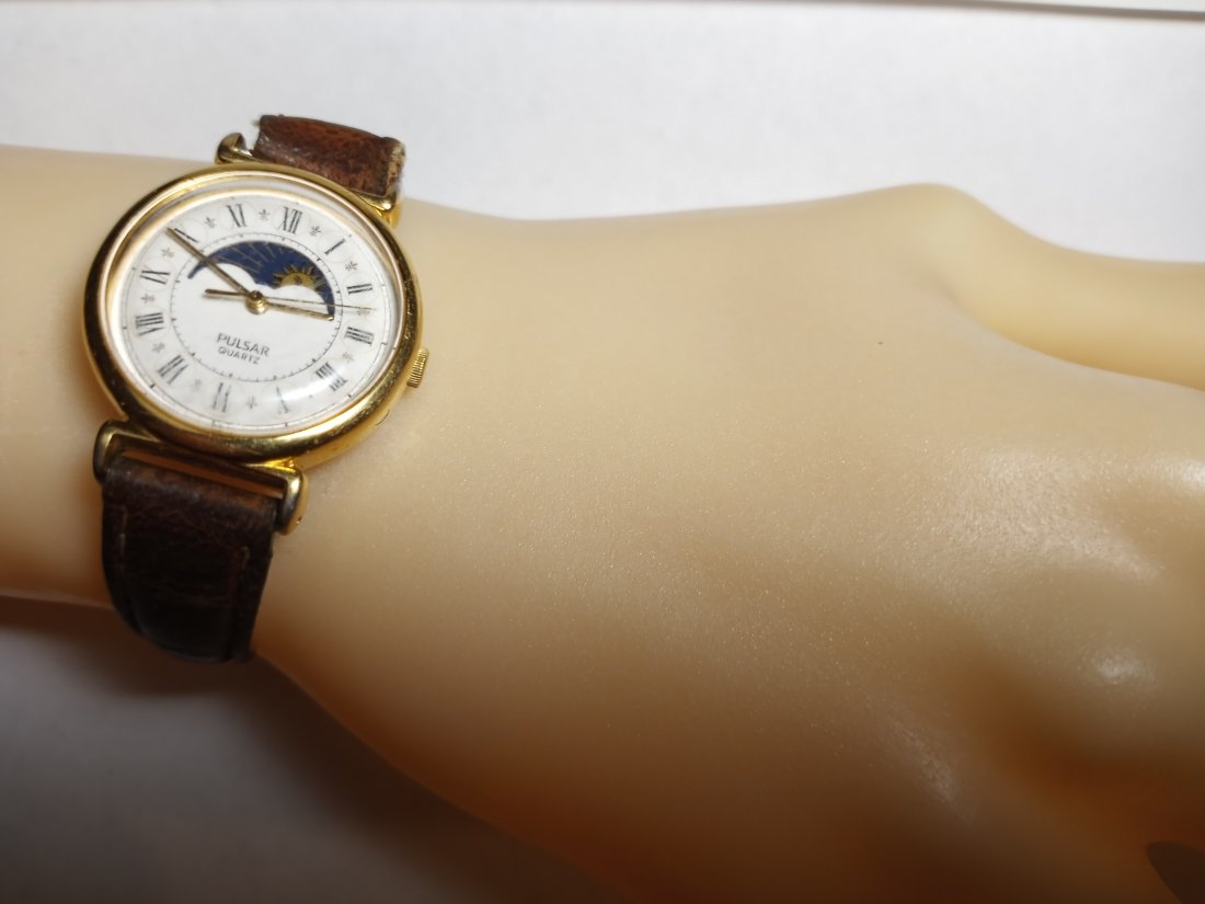 Vintage Pulsar Watch (1 of 2)