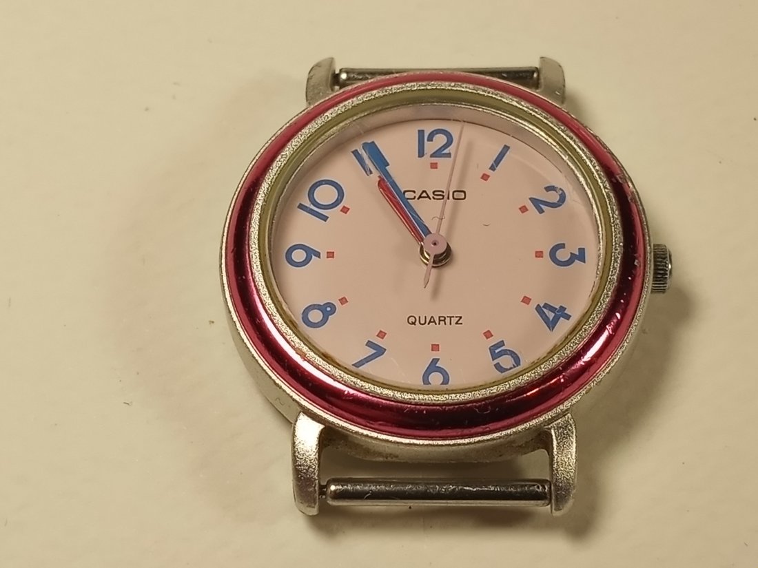 Very Cute Vintage Japanese Casio Watch (1 of 3)