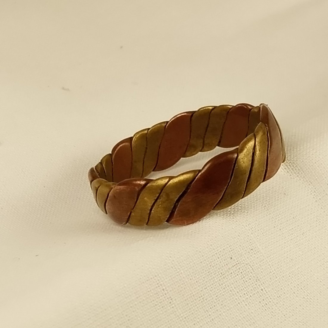 Fine Vintage Copper Ring sz 11 1/2 (1 of 3)