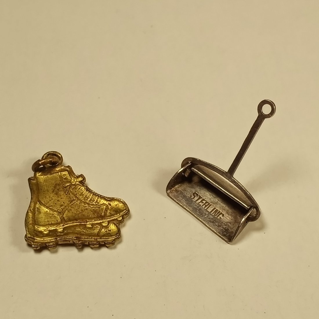 Rare Bracelet Charm Sterling Silver Dust Pan & Roller Skates (1 of 2)