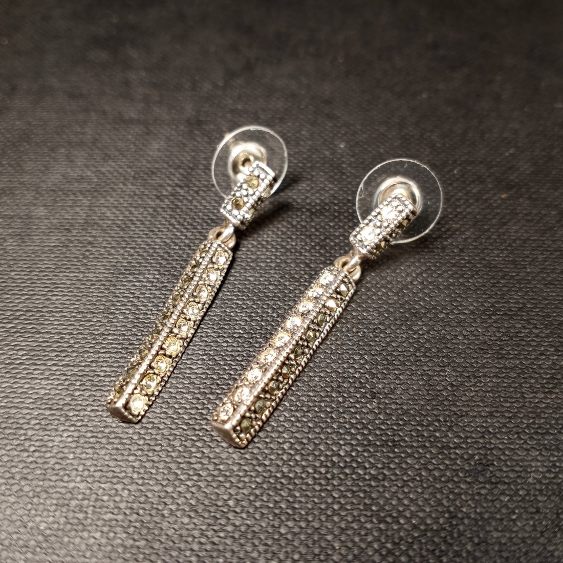 Pretty Vintage Dangle Sterling SIlver Marcasite Earrings: 925 sterling silver mark. New backs.