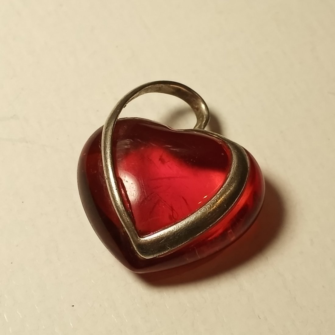 Art Glass Red Heart Necklace Pendant. (1 of 3)