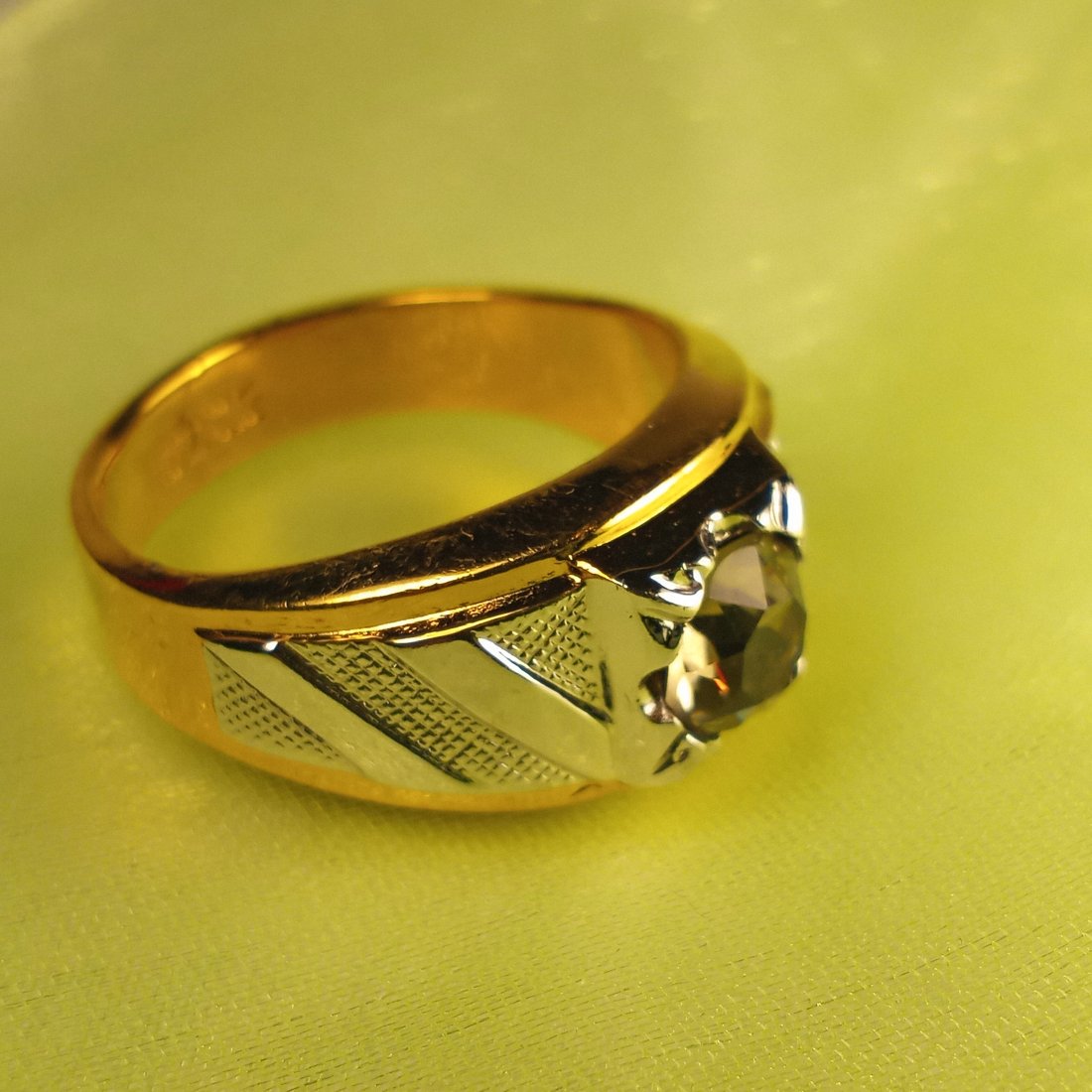 Fine Men's Ring 14 Karat Gold Electroplate size 12 Gemstone (1 of 5)