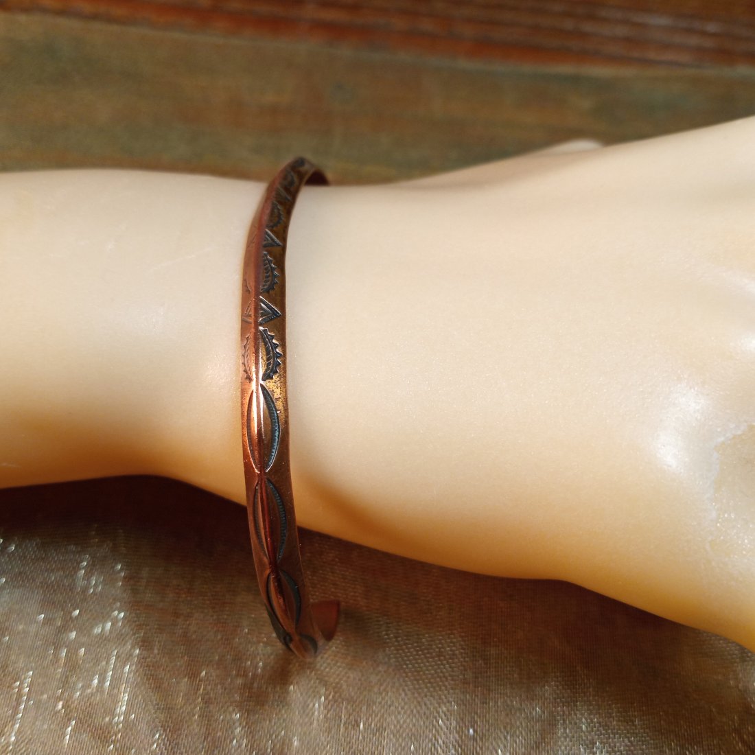 Neat Vintage Native American Style Copper Bracelet Bell Trading Co. (1 of 4)