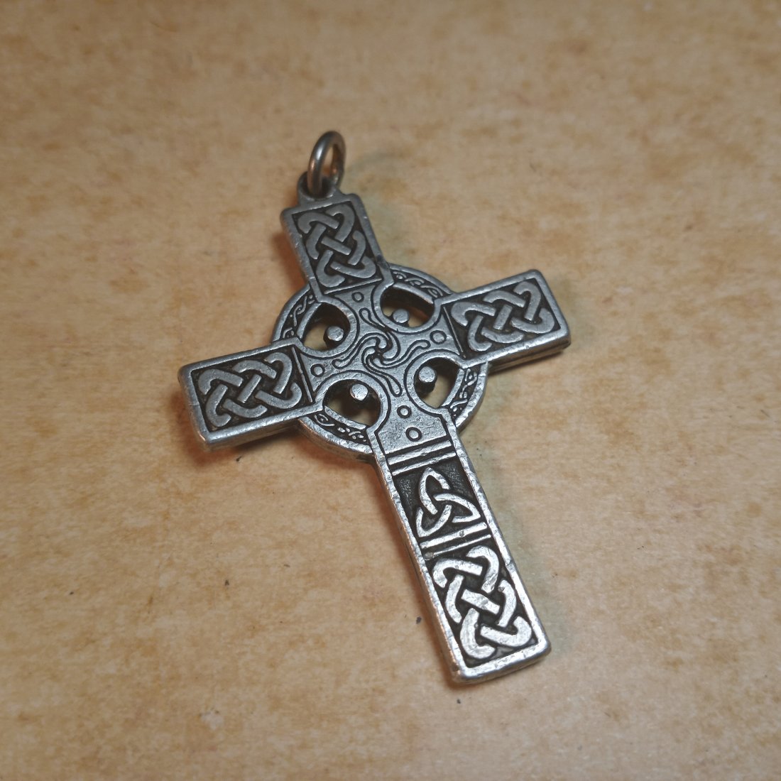 Celtic Cross Pewter Necklace Pendant: Fine vintage condition. Both sides ornate. Loop for chain.