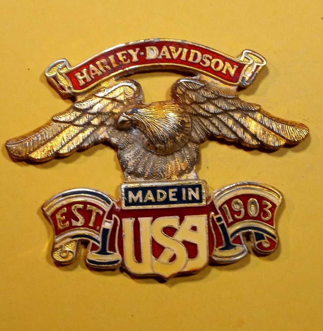 Vintage Harley Davidson Decal: Needs buffing.