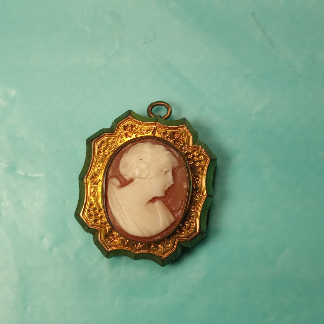 Antique Victorian Carved Shell Cameo Locket Pendant: Double frame. Gold plated. Genuine old one.