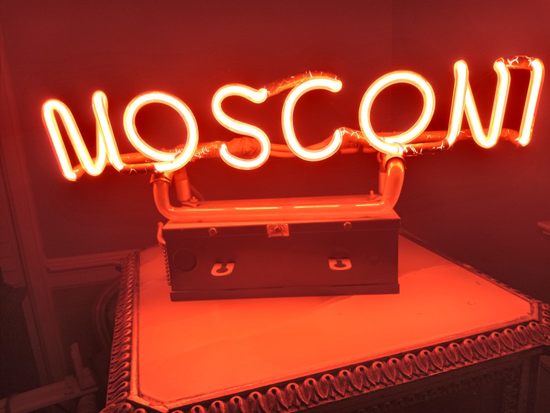 Rare Vintage Neon Sign Mosconi (1 of 3)
