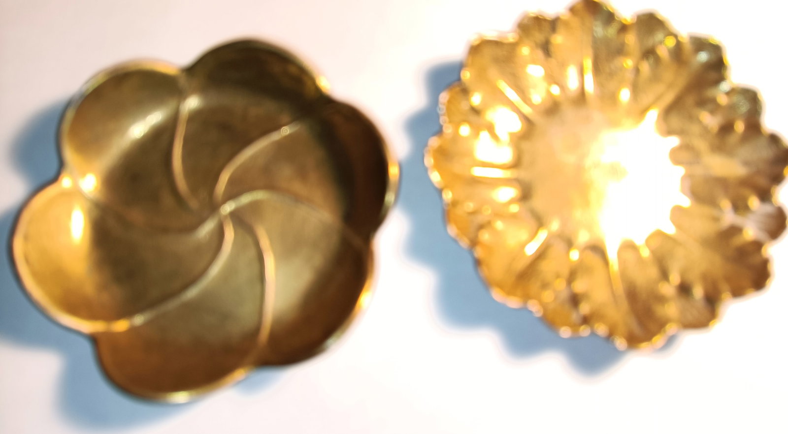 Vintage Pair Cute Heavy Brass Change or Key or Ash Trays Germany: Marked 'Massiv Messing' (heavy brass).