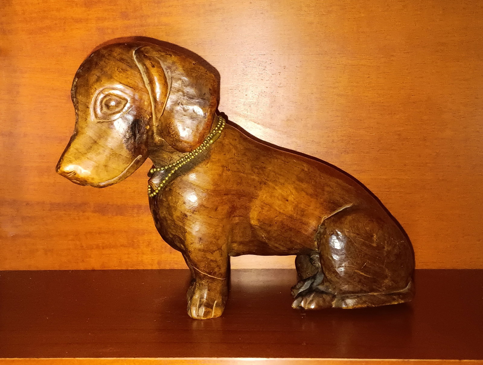 Antique 1920 Austria Wood Carving 'Dackel' Dachshund Weenie Dog Precious: No issues. Very well behaved. Length a little over 10 inches, Height 6 inches.