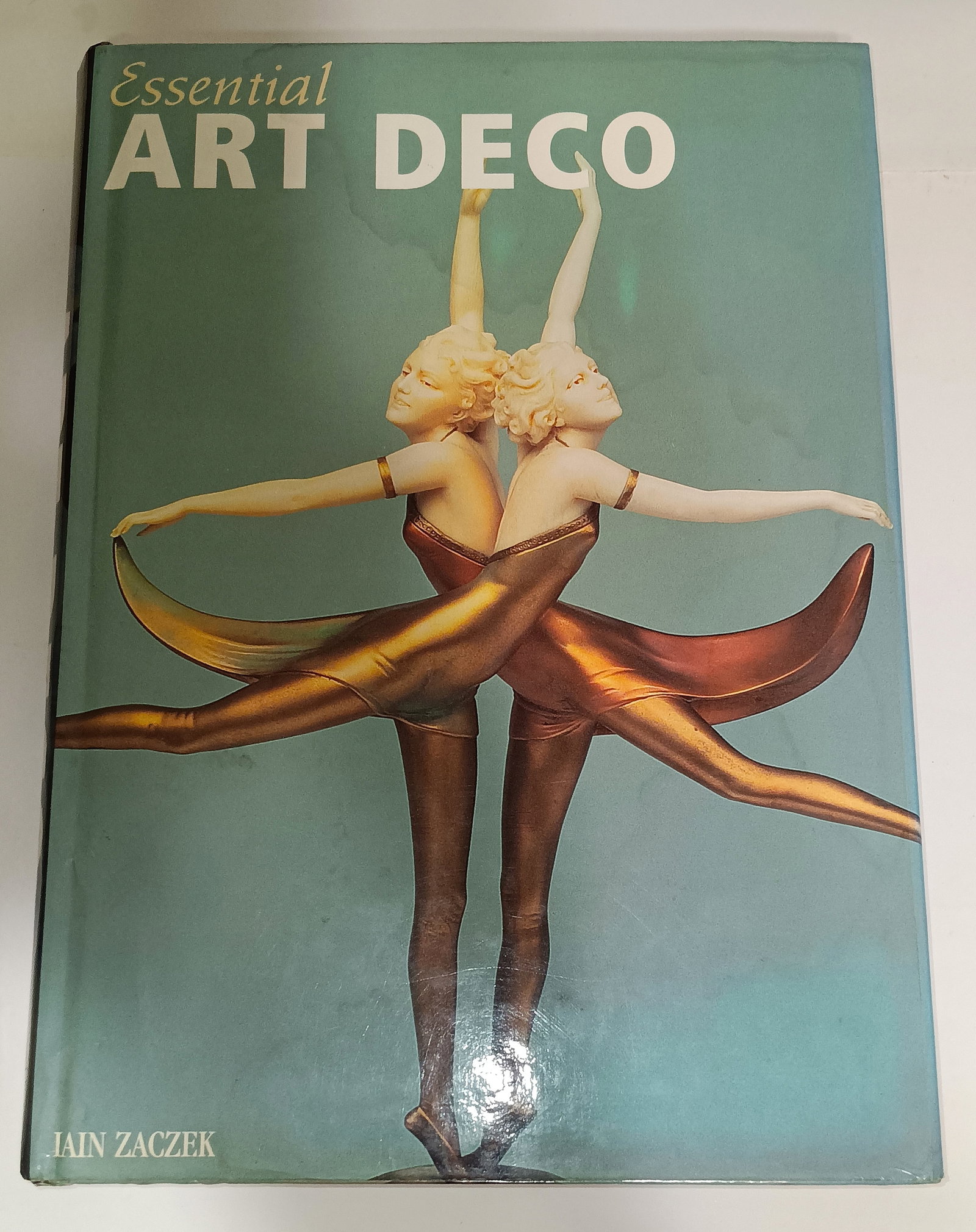 Reference Guide Book Essential Art Deco Iain Zakzek (1 of 2)