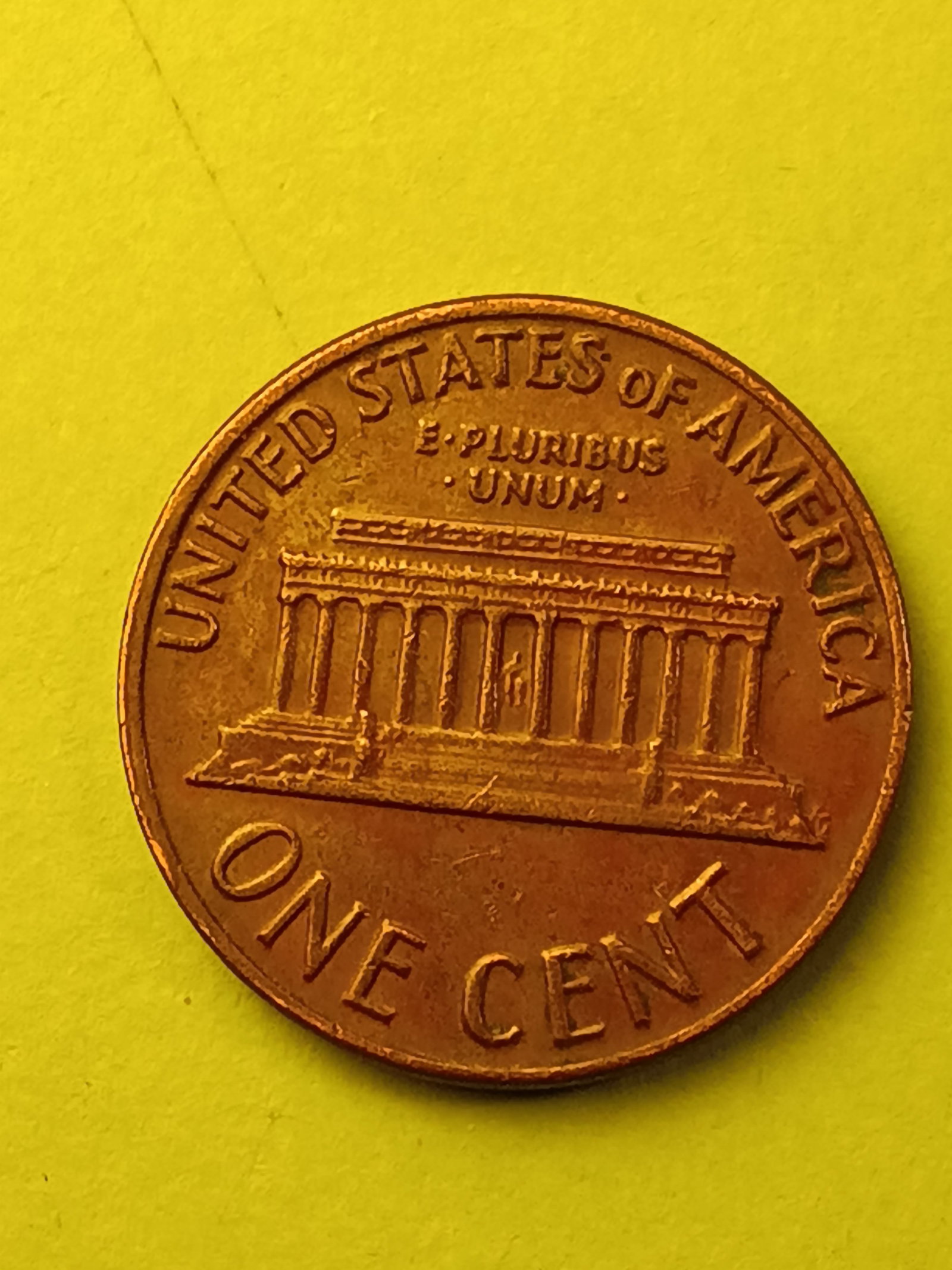 1969 D Lincoln Copper Penny Floating Roof Anomaly (1 of 2)