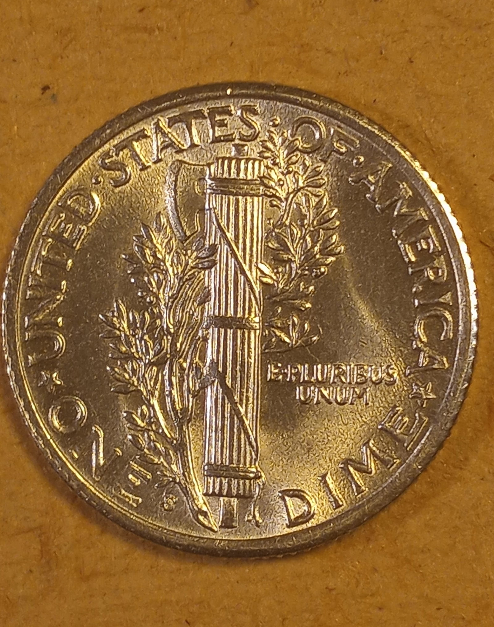 1940 S Mercury Silver DIme: Frosty. Proof=like. Bold strike. 90% silver. Ungraded - uncirculated.