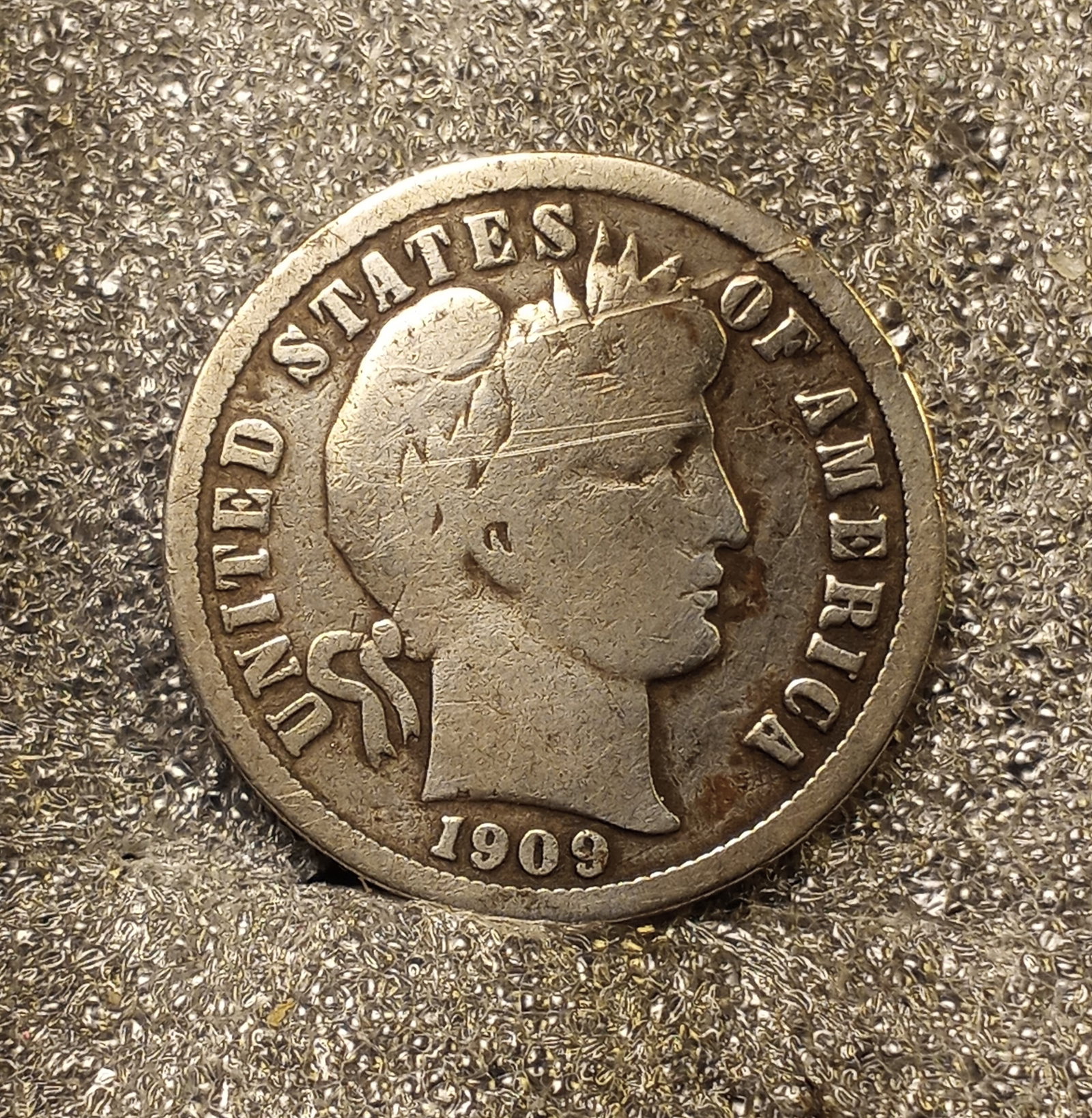 1909 Barber Silver Dime: Ungraded. 90% silver coinage.