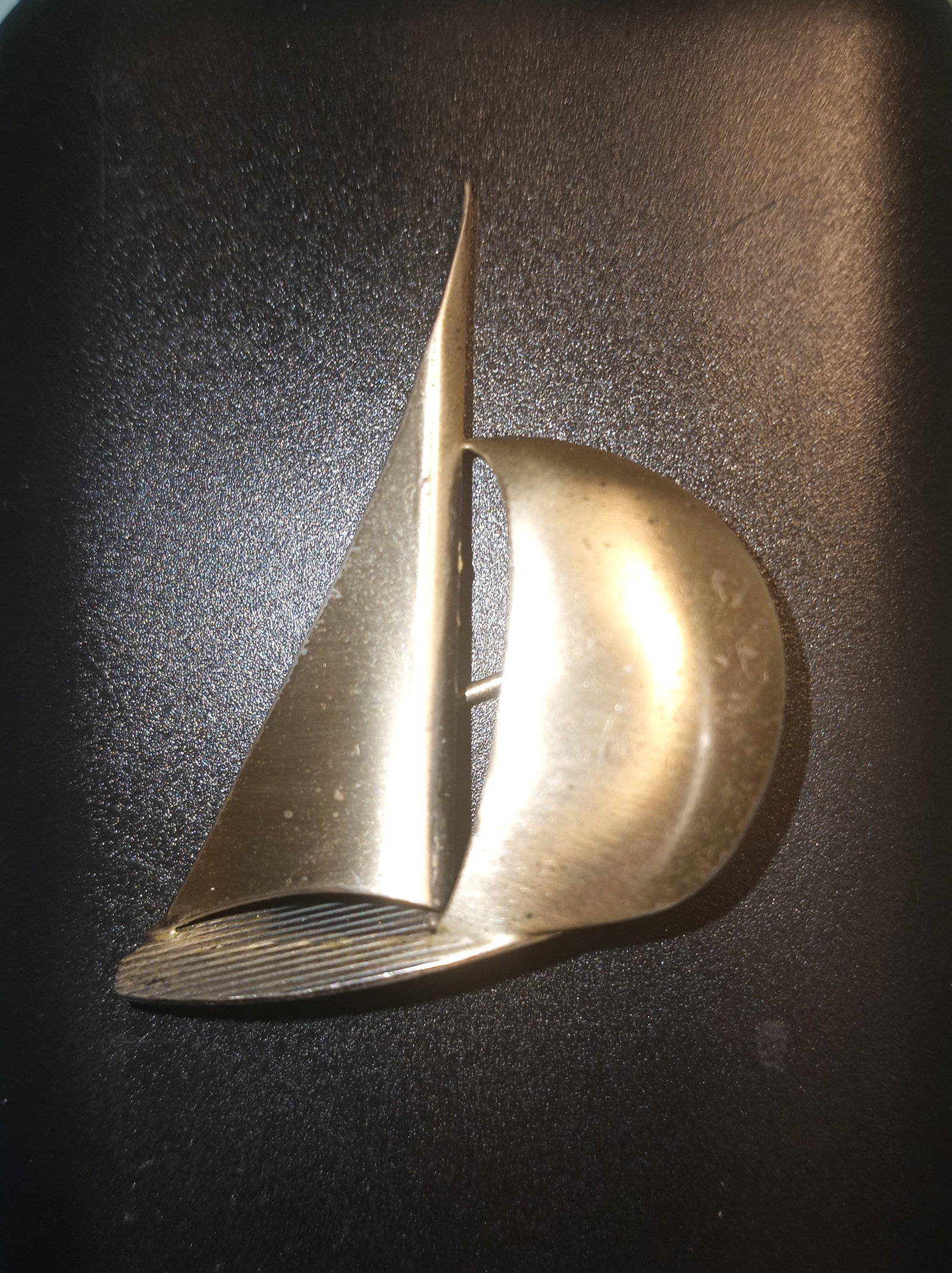 Beau Sterling Jewelry Sailboat Pin: Cute little sloop.