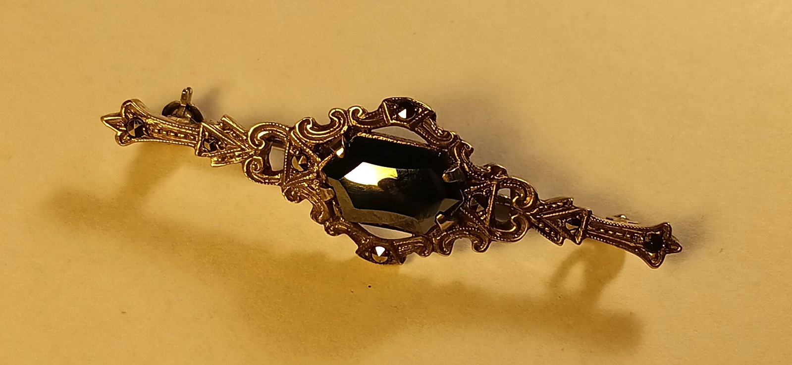 Beautiful Sterling Silver Marcasite Brooch with Bloodstone (1 of 4)