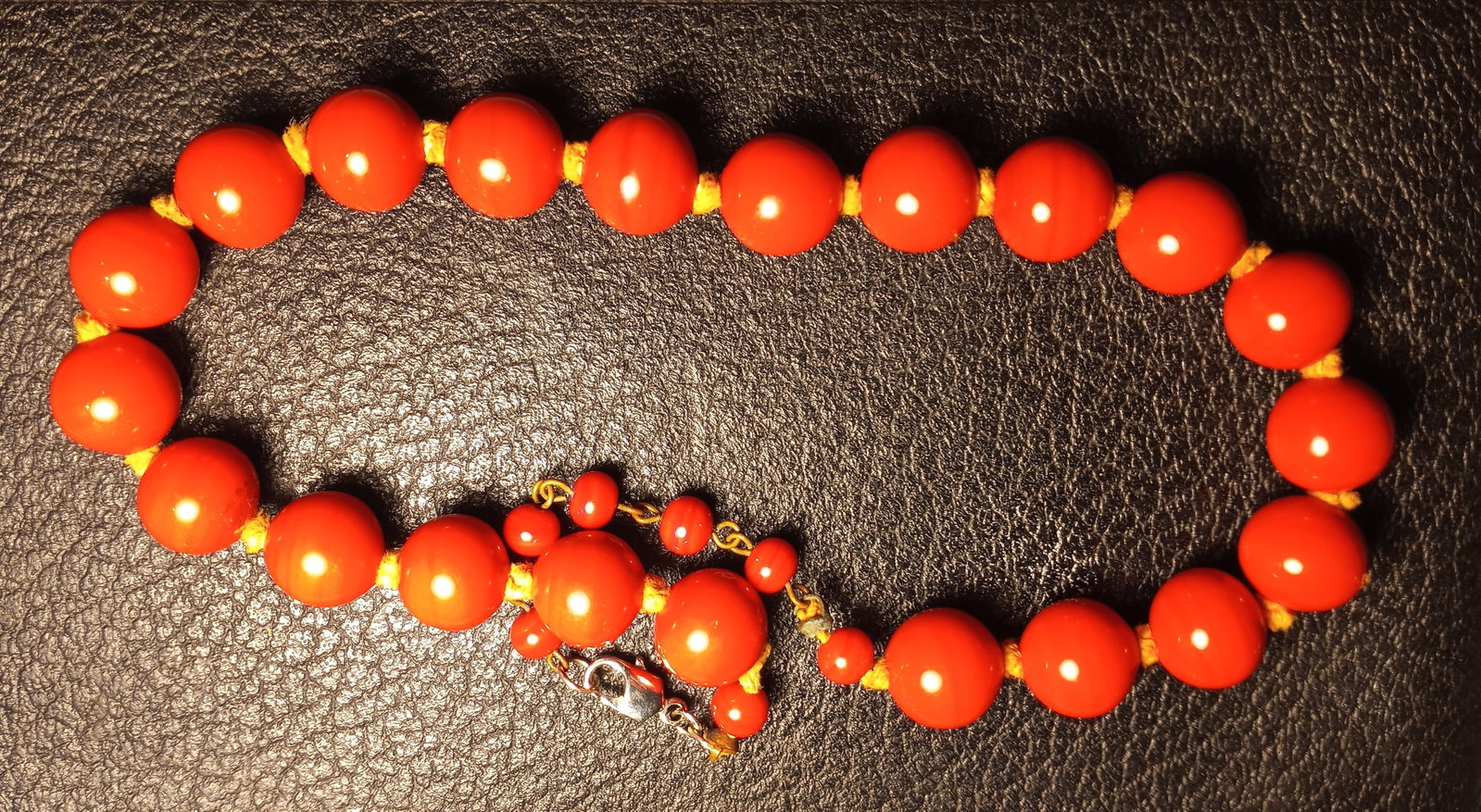 1930's Brilliant Bohemian Glass Bead Necklace (1 of 2)