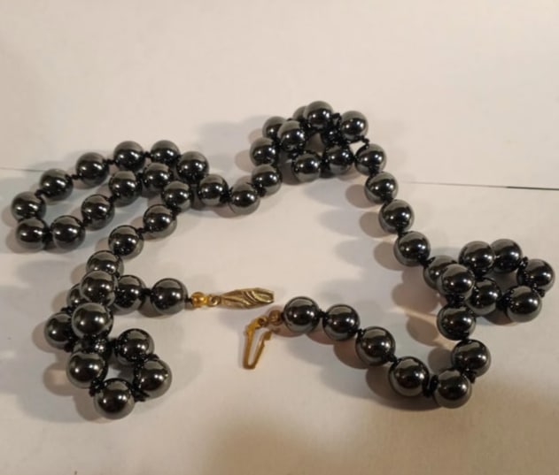 Lovely Vintage Hematite Bead Necklace (1 of 3)