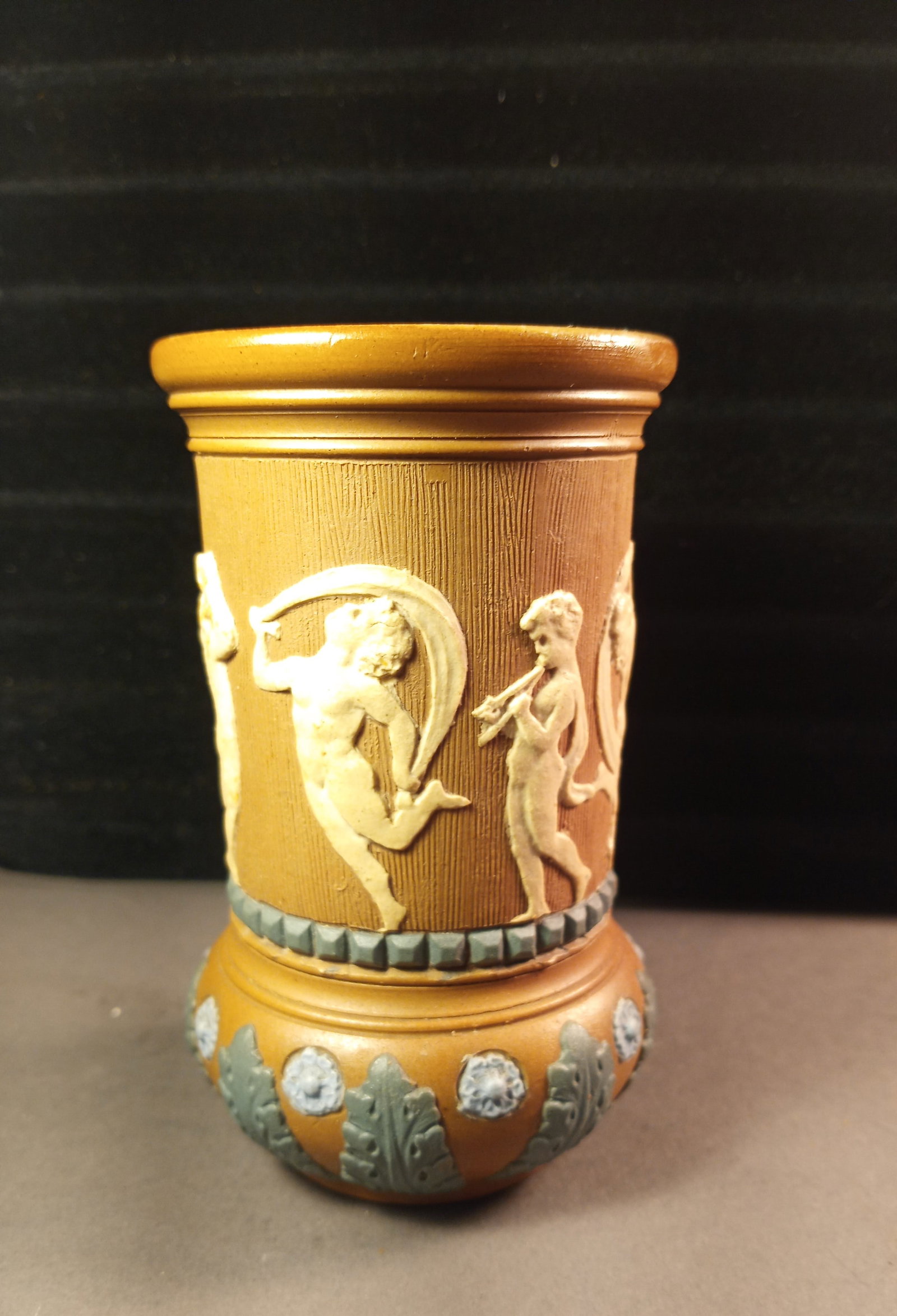 Antique Victorian Doulton Lambeth Ornamental Enfilade Earthenware Vase: Beautiful jasperware. Idyllic color. No issues.