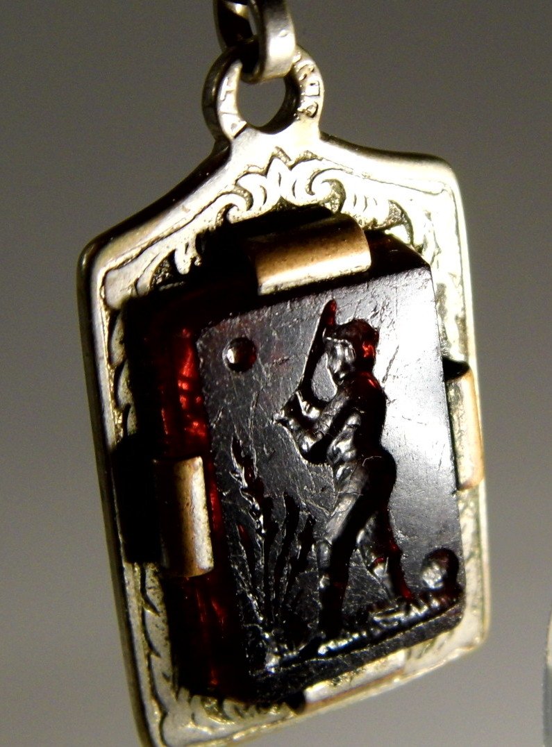 Scottish Intaglio/Cameo Glass Watch Fob Baseball? (1 of 9)