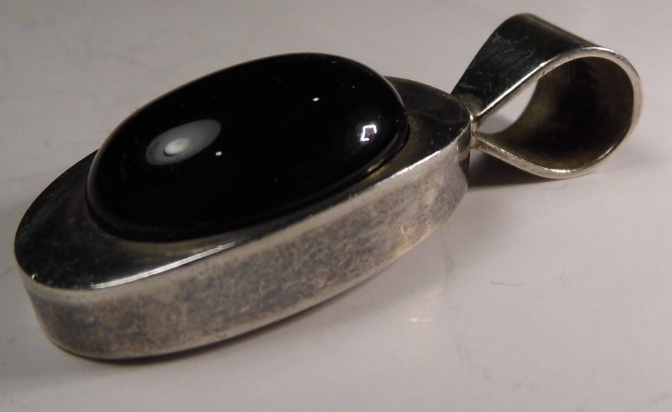 Mexican Sterling Silver Black Onyx Necklace Pendant (1 of 5)