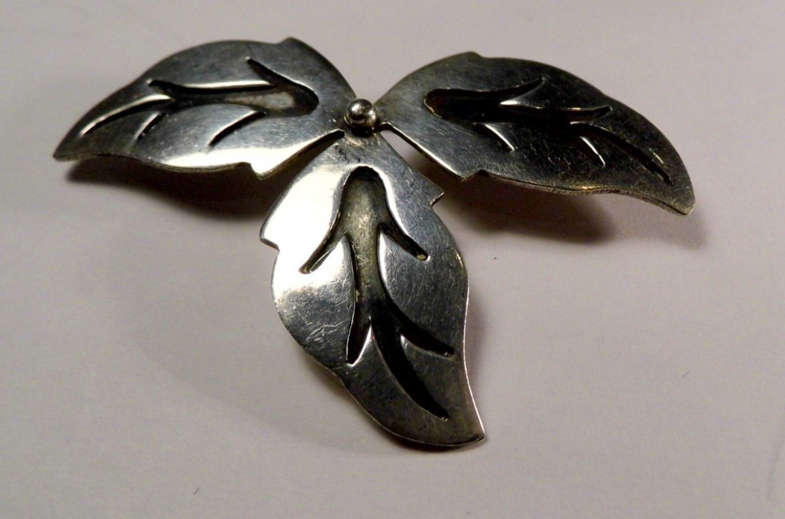 Vintage Mexican Sterling Silver Niello Brooch Pepper (1 of 5)