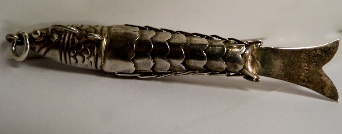 Vintage Silver Fish Necklace Pendant (1 of 7)
