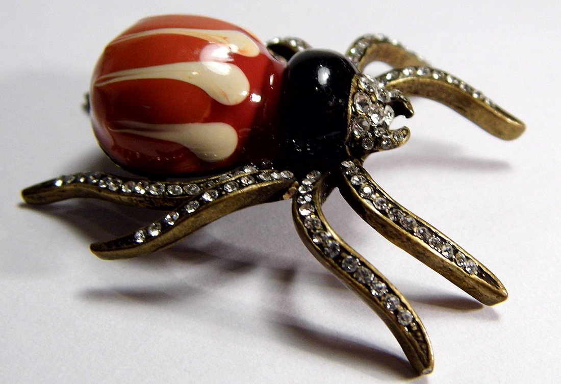 Designer Signed Costume Lee Angel Spider Brooch: Roxanne Assoulin design line. Looks like a garden spider. Fine enameling. Little to no signs of wear. Appears to be patinated on back.